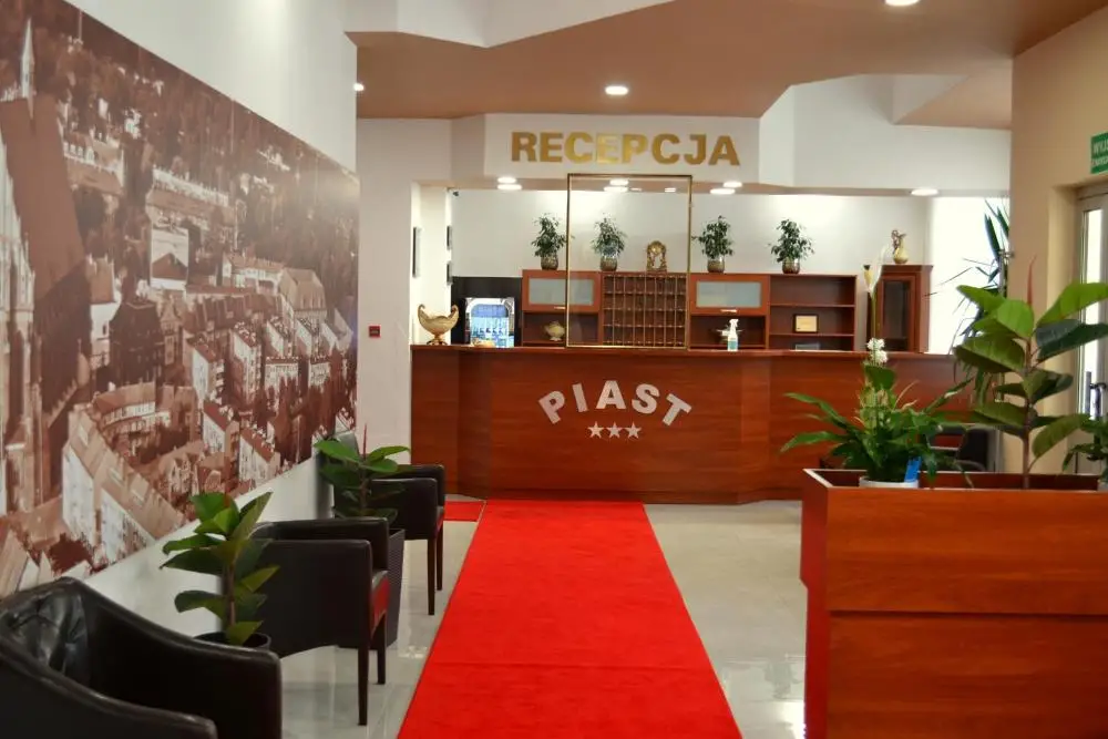 Hotel Piast 5